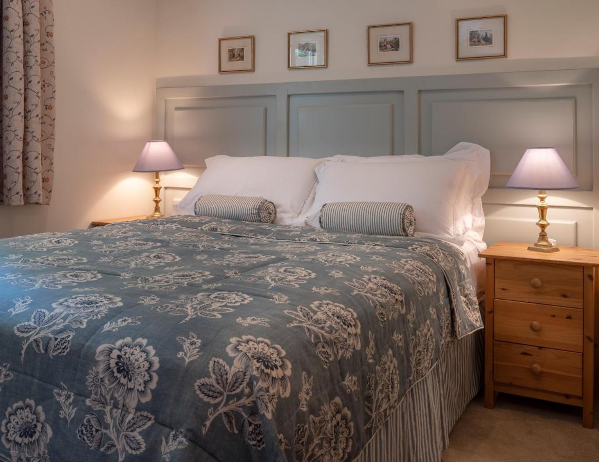Knapp House Lodges East Anstey エクステリア 写真